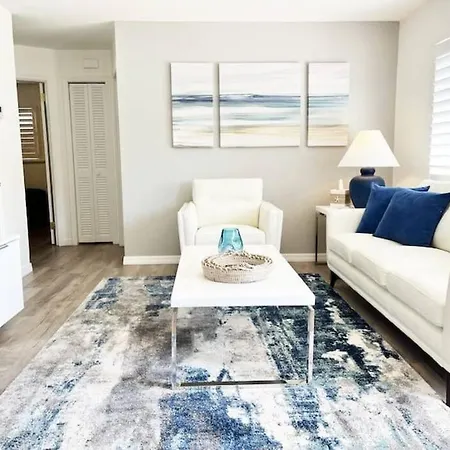 Modern Apartment - 3 Of 4